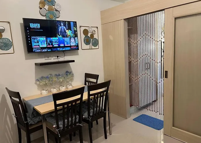 Apartment Greece Theme Boni Mrt Train Edsa 1br With Netflix Prime Hbo Max Fast Internet Pool Light Mall