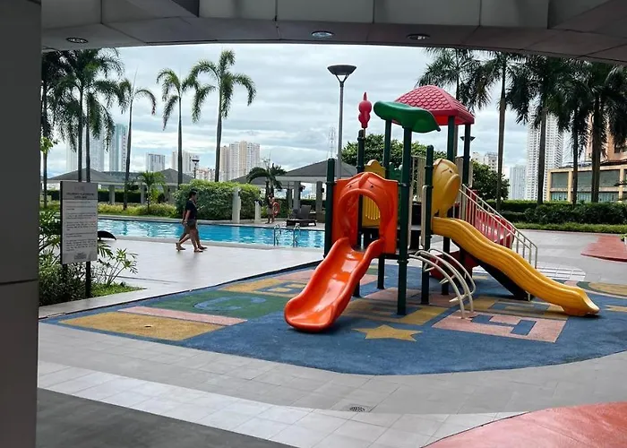 Greece Theme Boni Mrt Train Edsa 1br With Netflix Prime Hbo Max Fast Internet Pool Light Mall Apartment